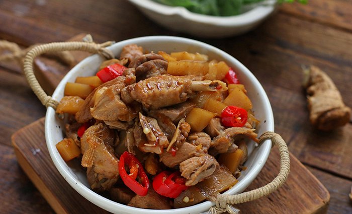 Cách làm vịt kho măng chua đậm đà, ăn kèm cơm cực ngon - Ảnh 6. Cách làm vịt kho măng chua đậm đà, ăn kèm cơm cực ngon - Ảnh 6.