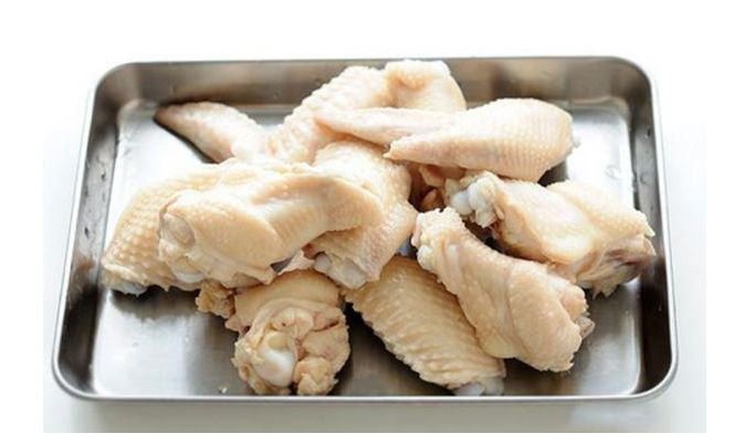 Thịt lợn đắt, cùng đổi món bằng cánh gà chiên mắm giòn, ngon, cả nhà đều thích 3 2 3