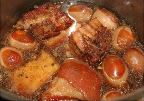 Hướng dẫn cách làm thịt kho nước dừa bằng nồi áp suất 7 27 1