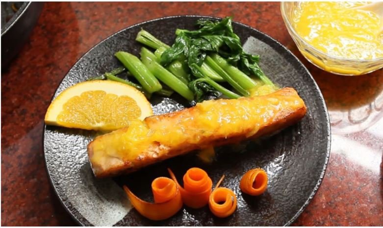 Các cách làm cá hồi áp chảo sốt bơ chanh và sốt cam thơm ngon, đậm đà 9 9 6