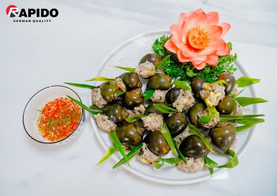 Chuyên gia ẩm thực Dương Văn Hùng chia sẻ bí kíp gây thương nhớ bằng món ngon tại Bếp Việt Oddo 4 Anh 2. Bep Viet