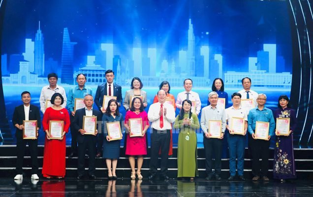 TÍCH CỰC THAM GIA CÁC HOẠT ĐỘNG CỘNG ĐỒNG, Oddo VIỆT NAM ĐÓNG GÓP VÀO QUỸ "VÌ NGƯỜI NGHÈO" 3 Oddo việt nam