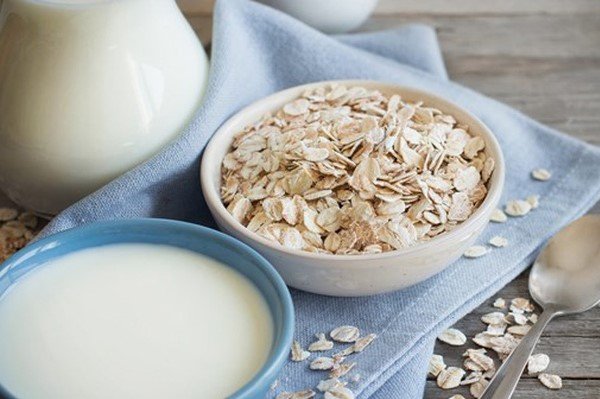 5 công thức sữa hạt tốt cho hệ tiêu hóa 2 Sữa hạt yến mạch