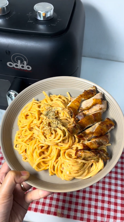 Mỳ gà cay Rose Tok phiên bản ăn là nghiện 10 Mỳ gà cay Rose Tok