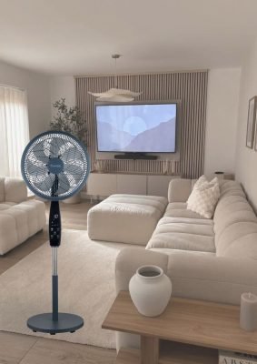 Quạt Đứng Hay Quạt Điều Hòa: Lựa Chọn Nào Tốt Nhất Cho Mùa Hè 2025? 2 Quạt đứng phù hợp với những không gian có diện tích nhỏ.